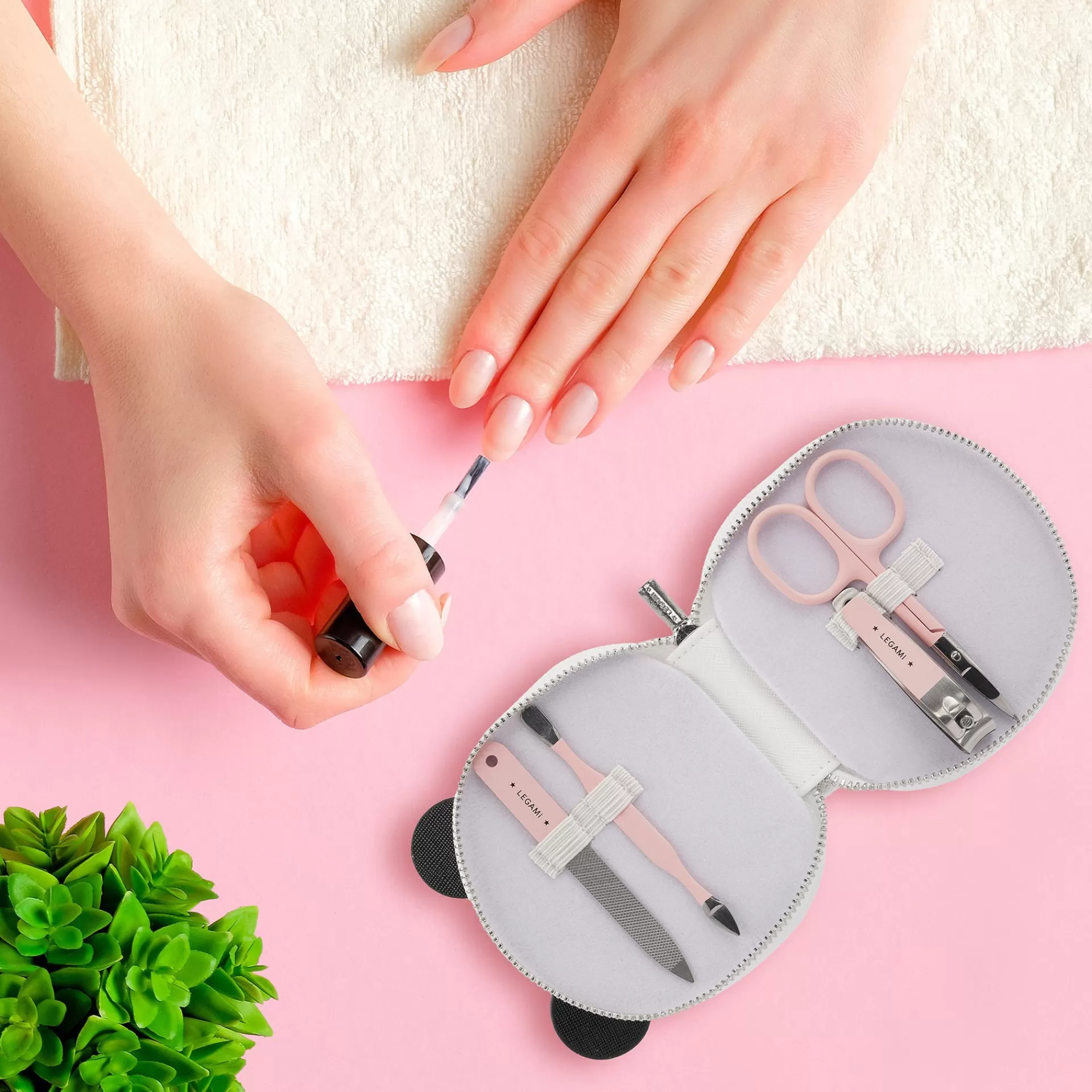 Legami Milano Kit Manicure - But First, Nails!- Viso E Corpo